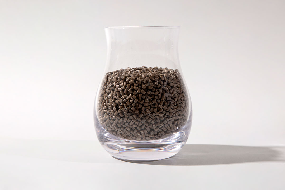 立昌花篮用氟塑料耐腐蚀的原理是什么？